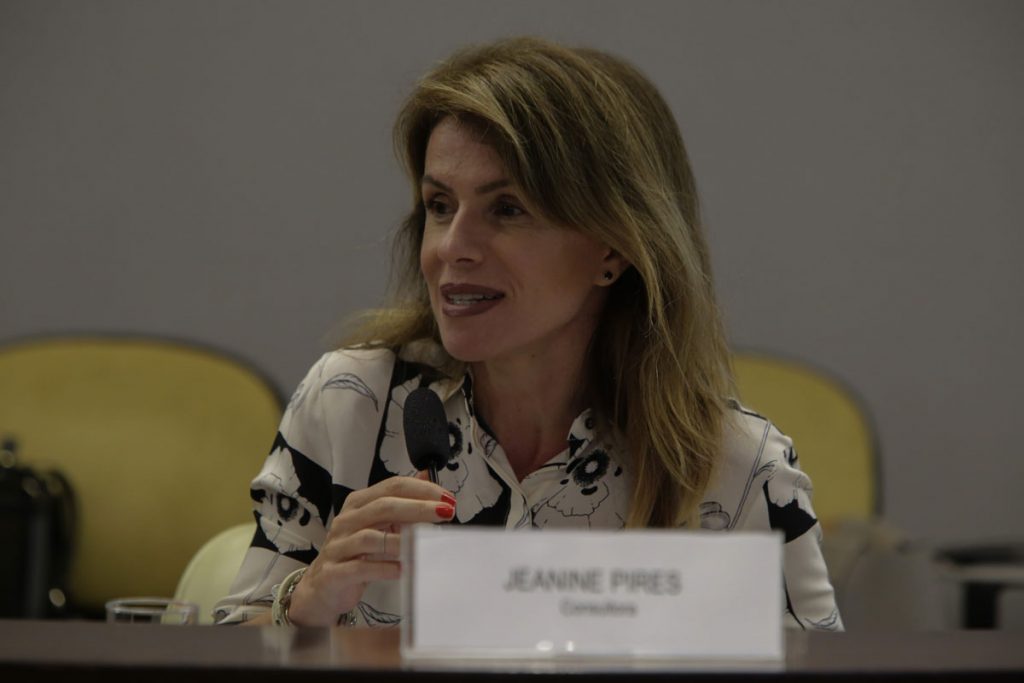jeanine-pires-cnc-abril2018-web